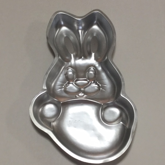 Wilton Pan #502-1913 1979 Easter Bunny #3 - Picture 2 of 3